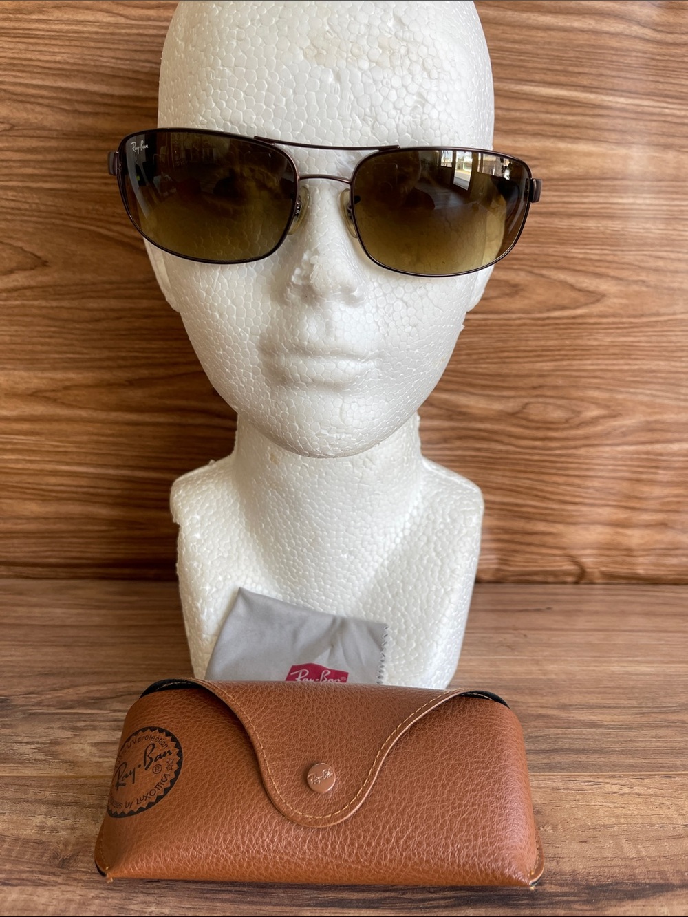 Pre-owned Ray-Ban RB3445 Sunglasses in Brown and Brown Gradient (64-17 )- RB3445
